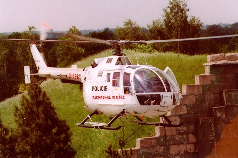 6 F01-06.JPG