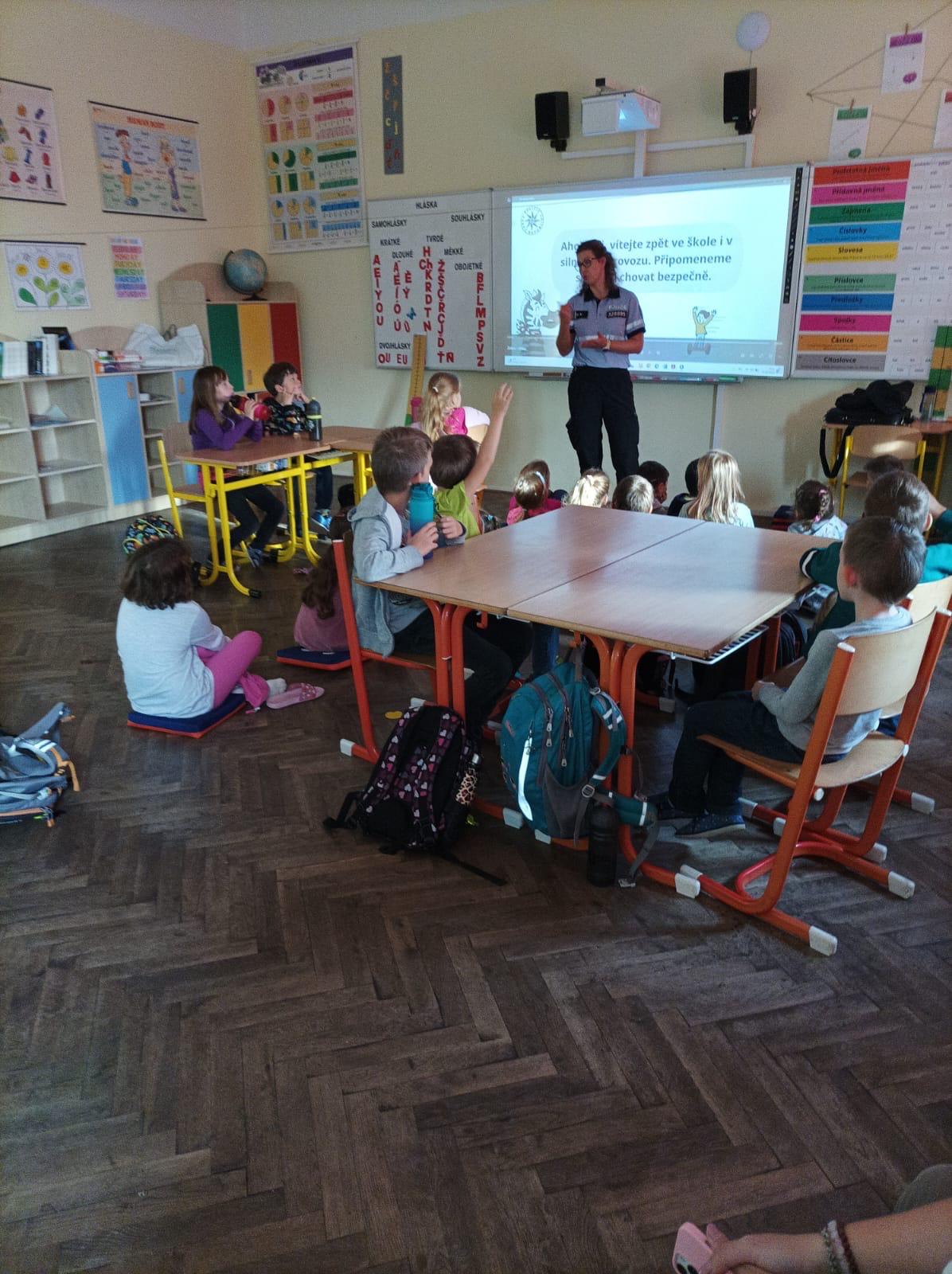 6 Zebra se za tebe nerozhlédne - ZŠ Úžice (7).jpg