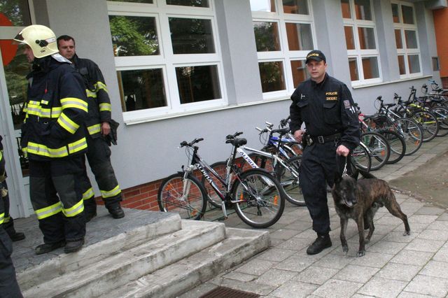 7 prohlidka zakladni skoly ve Starem Meste 