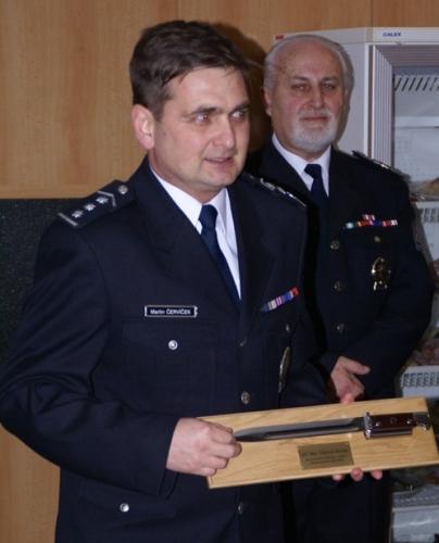 7. Pamětní bodák z rukou plk. Mgr. Martina Červíčka