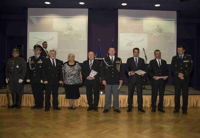 80 let letecké služby4