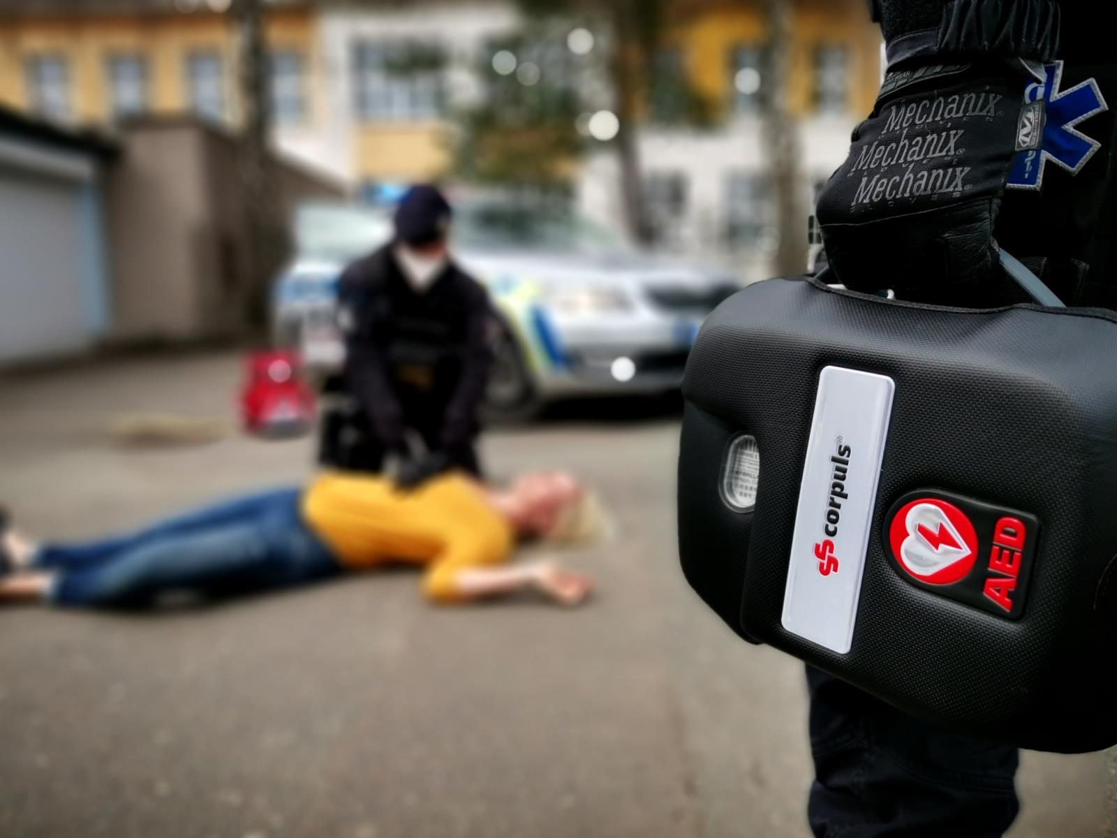 AED - foto PČR