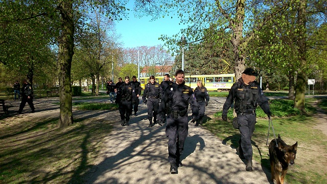 Akce Borský park 17.4.2014 3.JPG