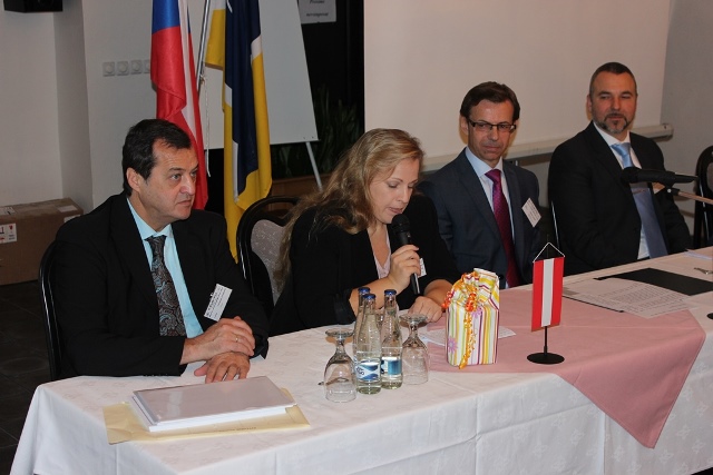 Analytická Praha 2014 (2).JPG