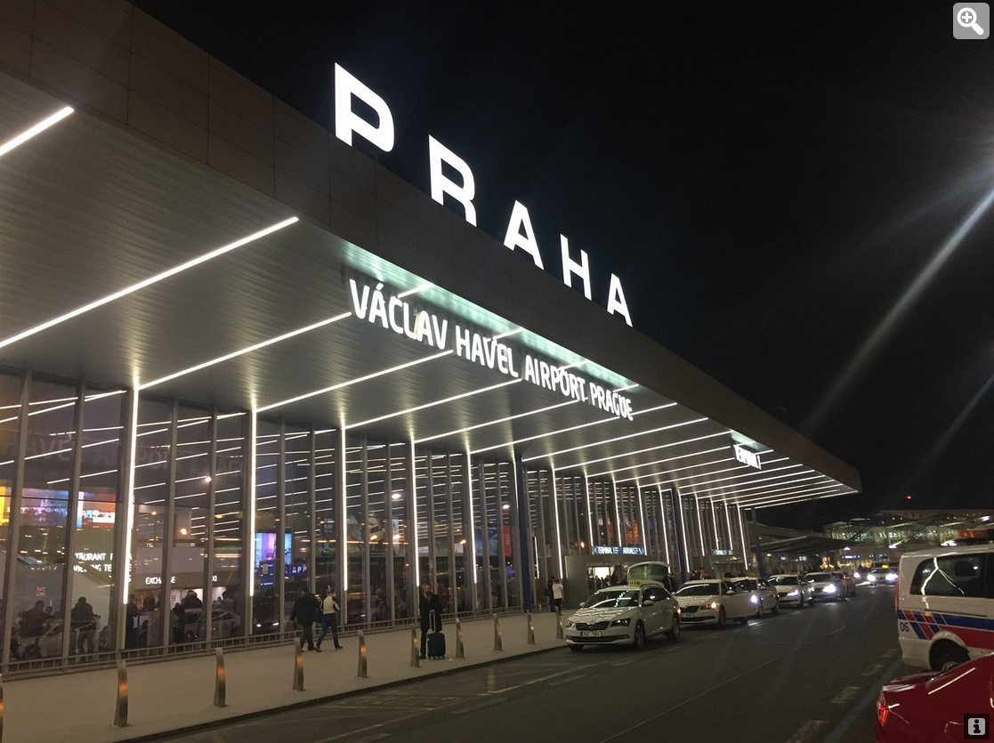 Anonym hrozil bombou na letišti Václava Havla