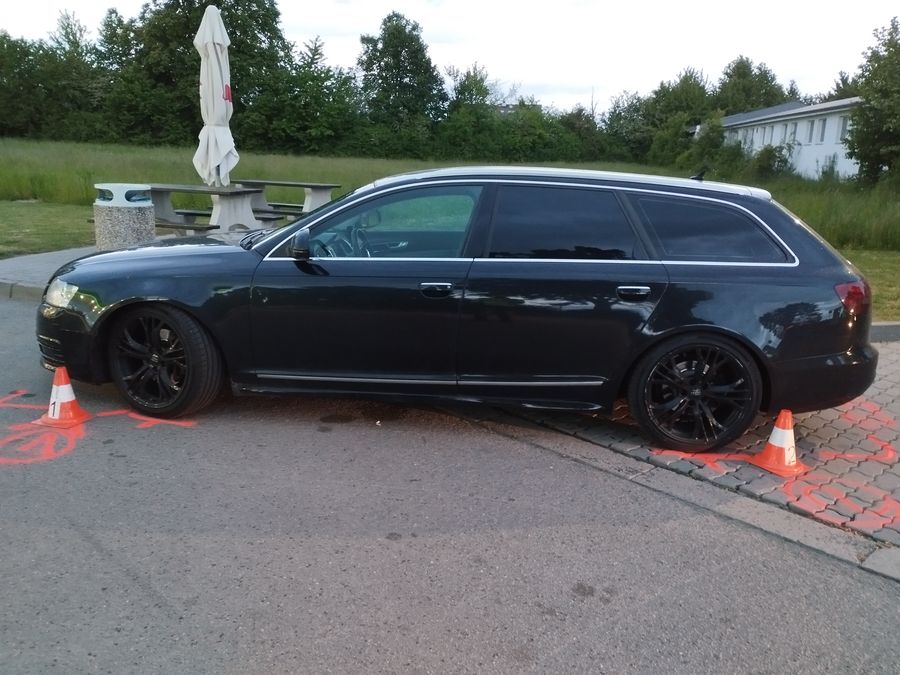 Audi 2.jpg