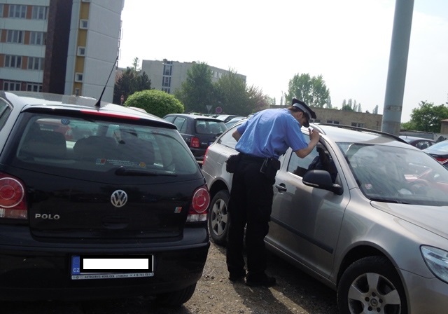Auto není trezor