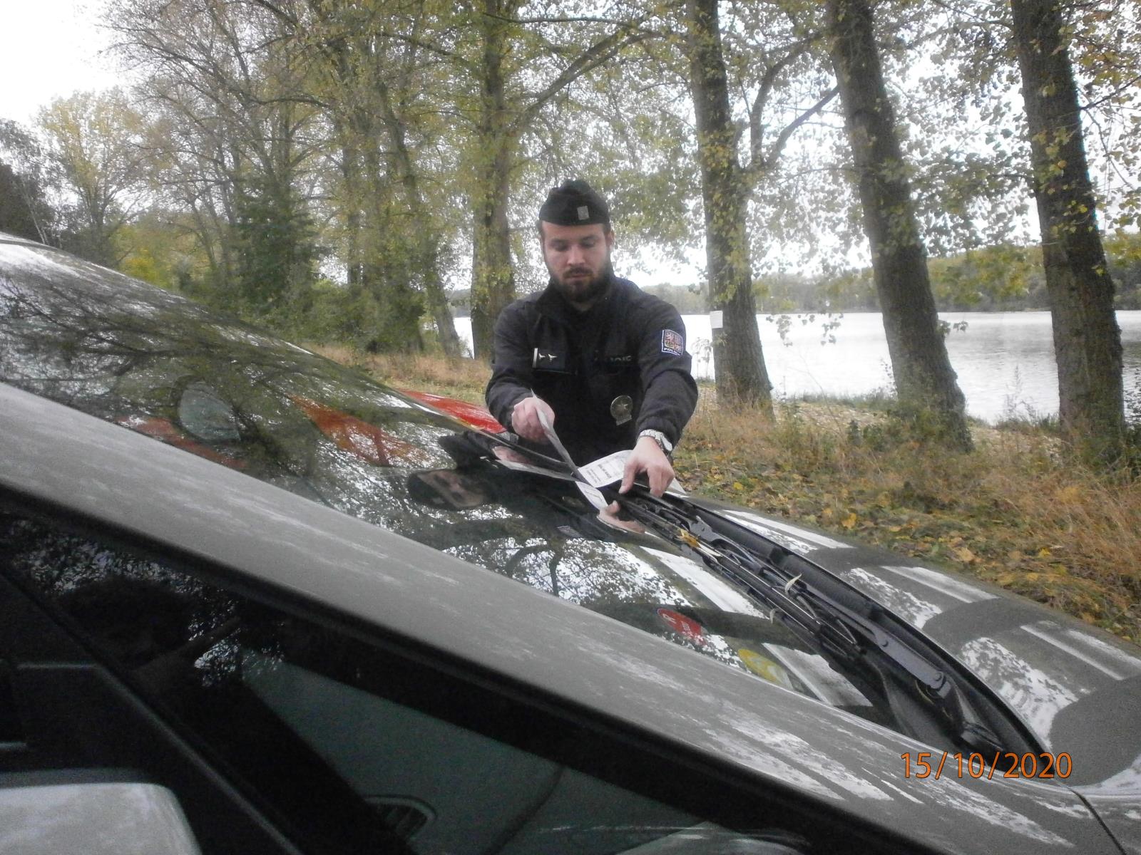 Auto není trezor