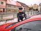 Auto není trezor - policista obchodní dům Zlonice