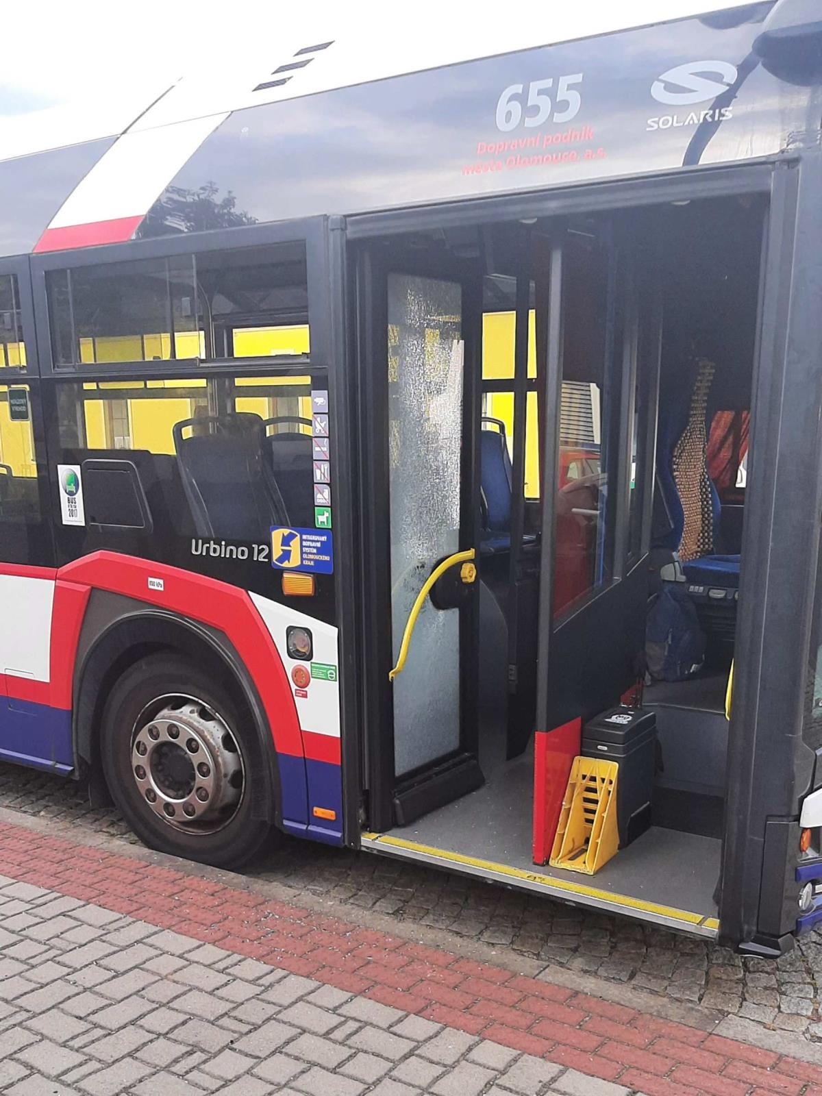 BUS 2.jpg