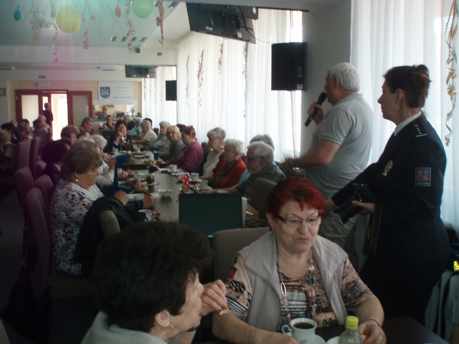 Beseda v klubu seniorů