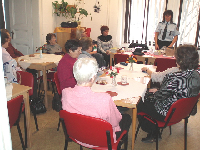 Beseda v klubu seniorů