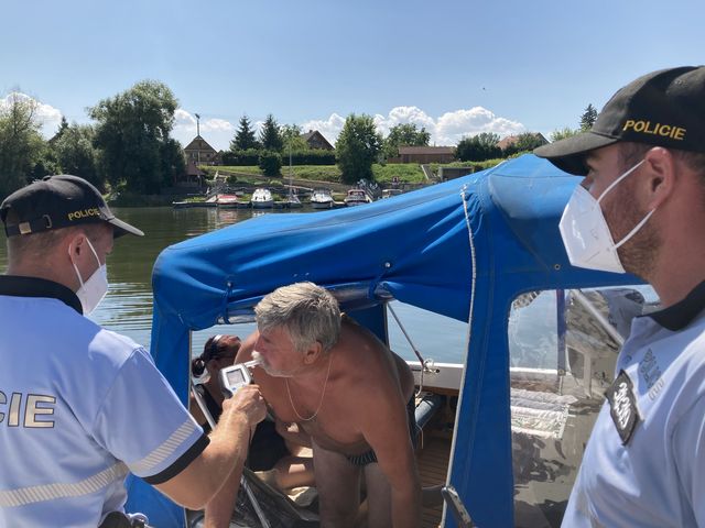 Bezpečně u vody