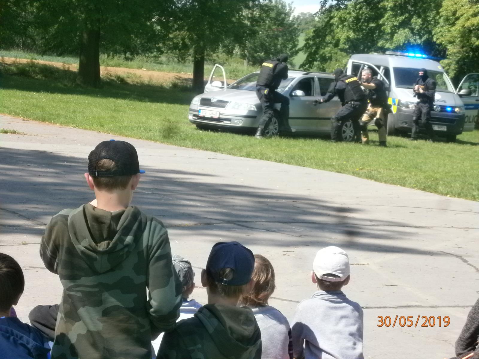 Branný den s policií v obci Velké Přítočno