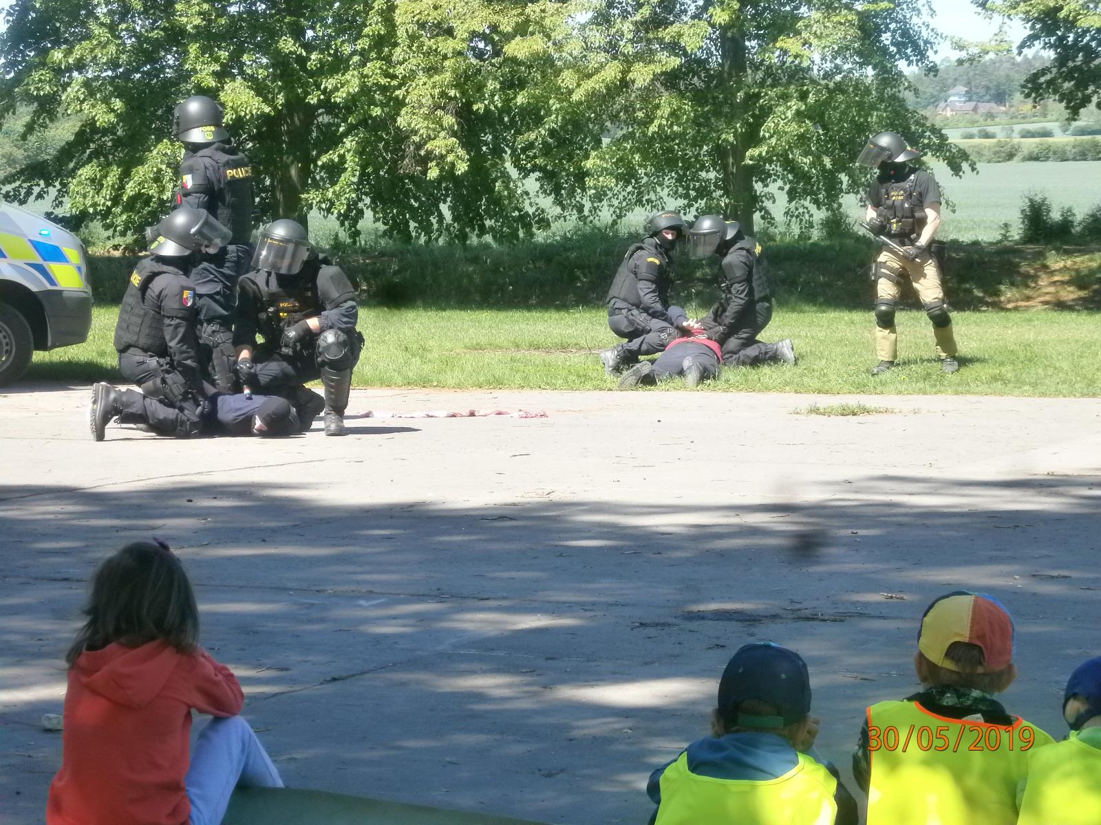 Branný den s policií v obci Velké Přítočno