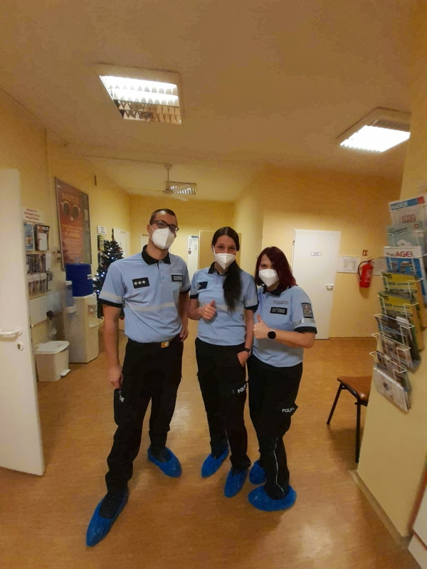 Bruntálští policisté darují krev - 02.jpg