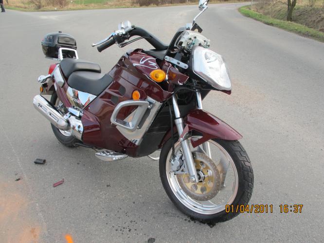 CFmoto V3