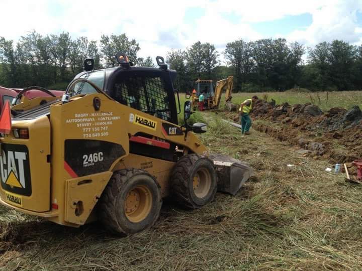 Caterpillar_Ivančice (1).jpg