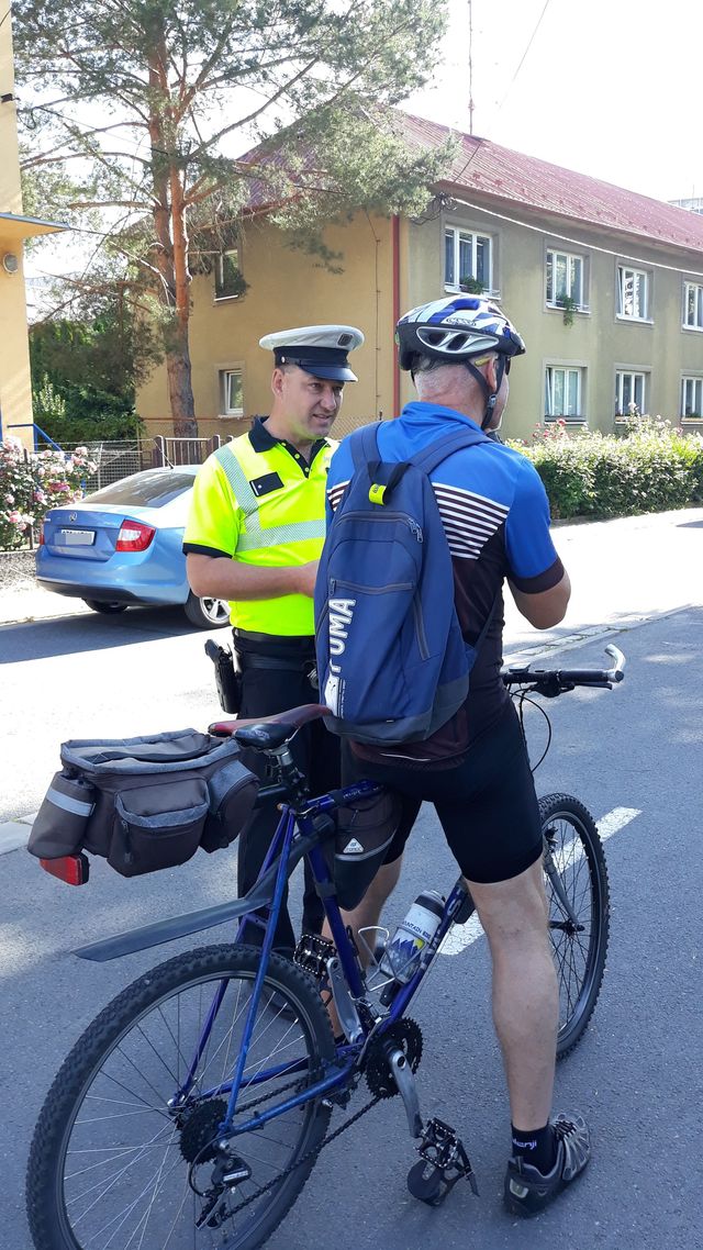 Cyklisté  4.jpg