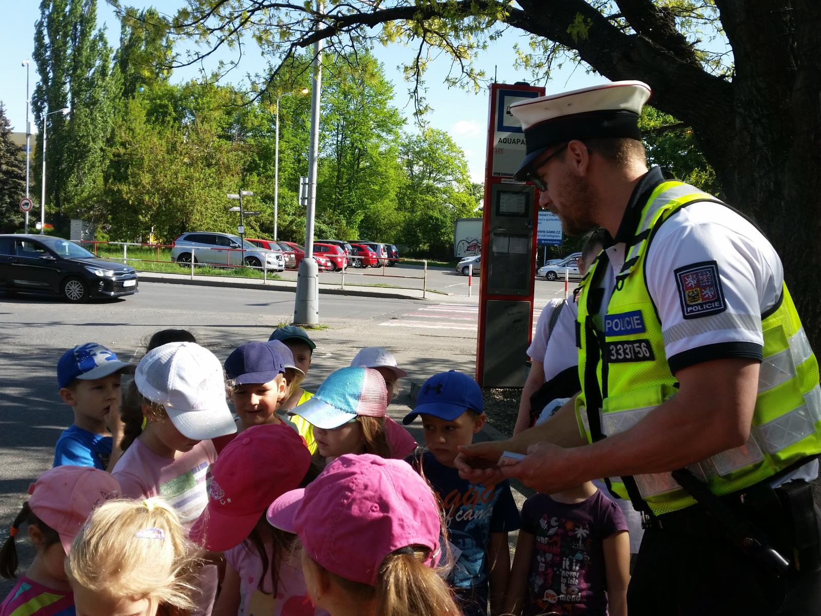Cyklisté pod policejním dohledem