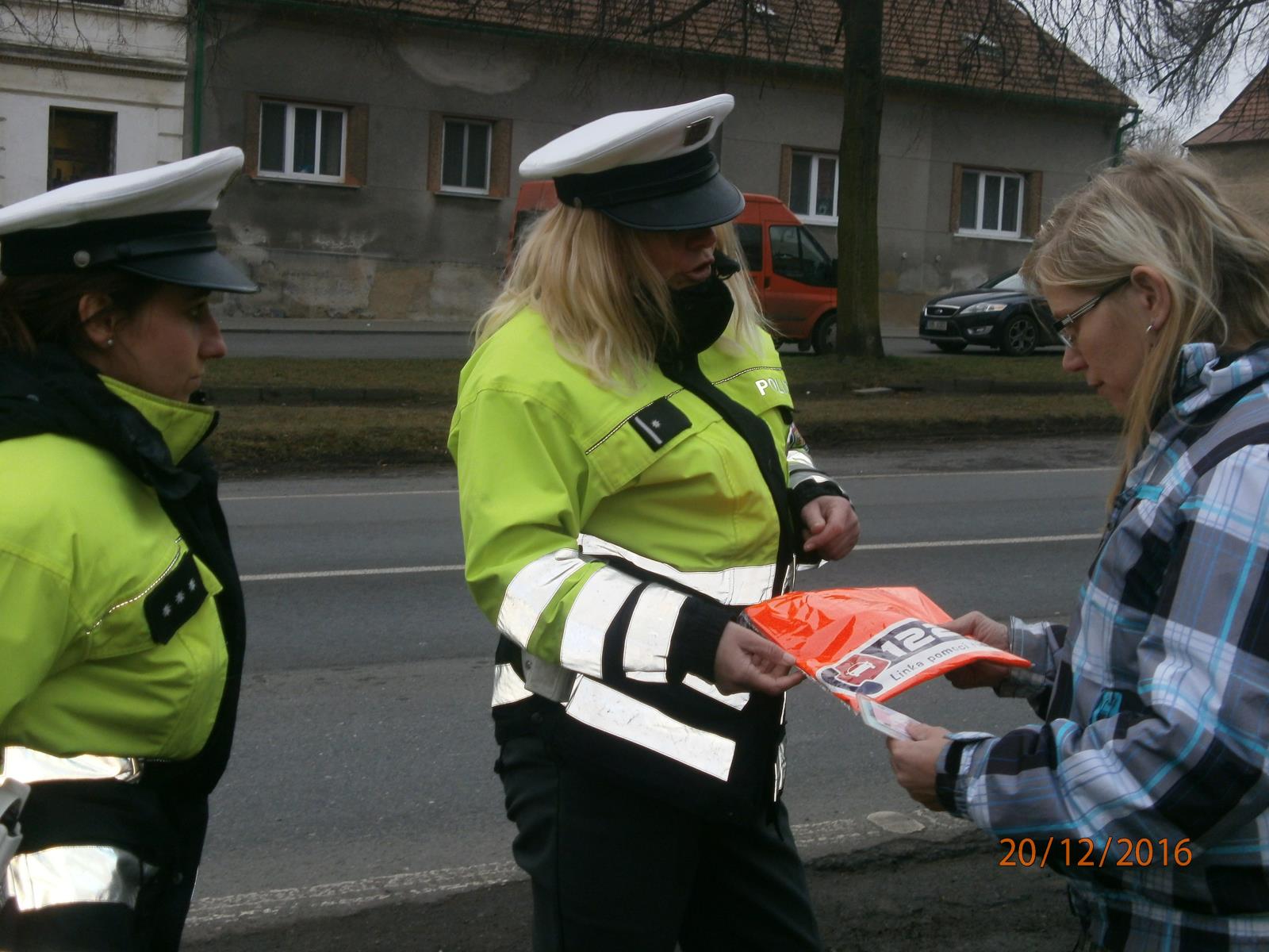 DBA - předávání reflexních vest
