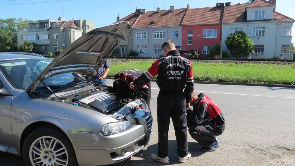 DBA s automechaniky