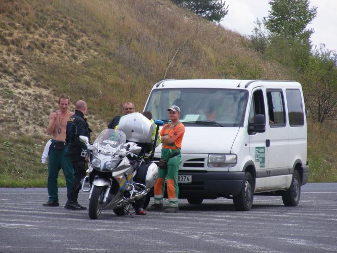 DBA s vrtulníkem - kontrola sjezd Slaný - motorky DI 020.jpg