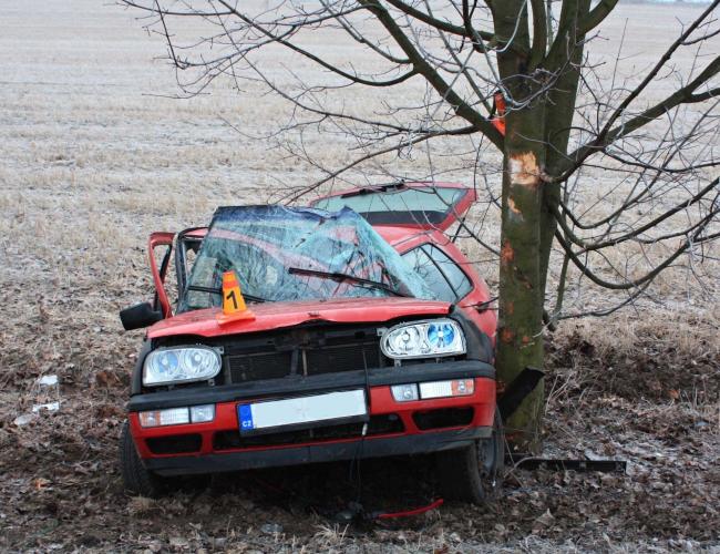 Foto : PČR DI FM / ranní dopravní nehoda v Žermanicích