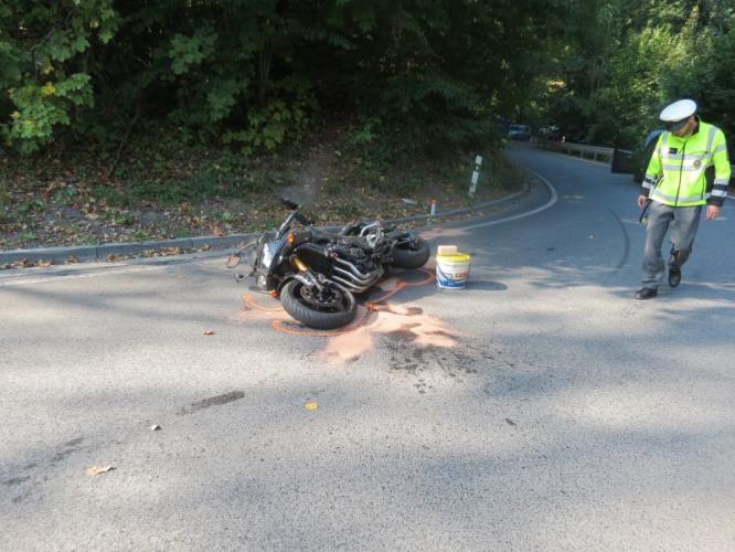 DN motocykl a šetřící policista DI