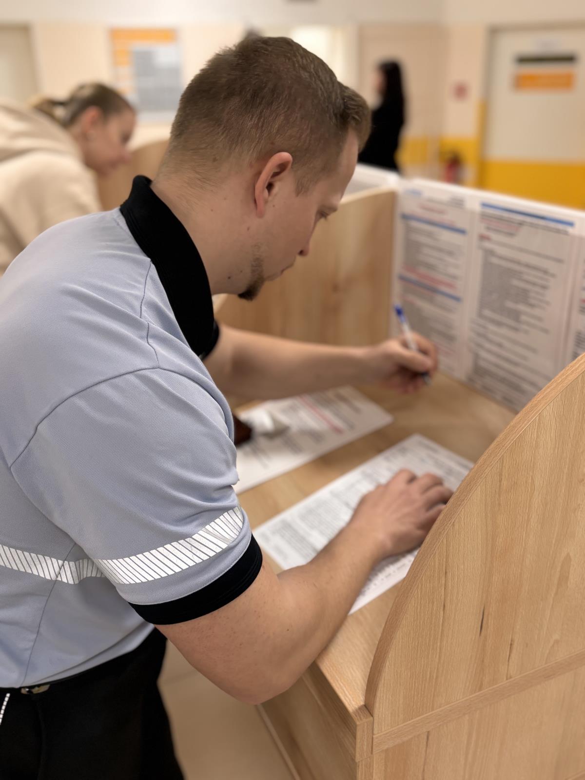 Darování krve, českokrumlovští policisté