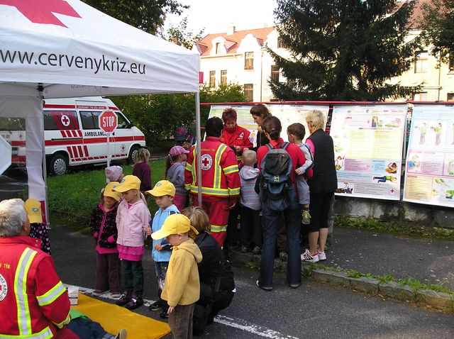 Den bez aut 02
