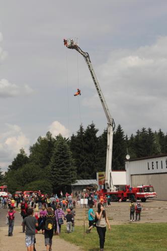 Den s PČR, letiště