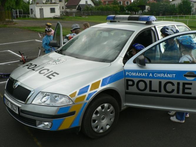 Den s policií