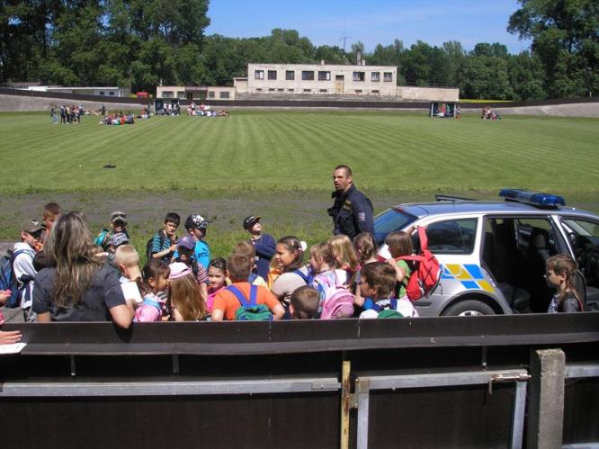 Den s policií Louny