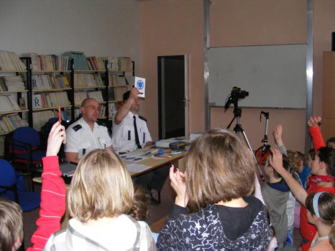 Den zdraví ZŠ Plešivec 19.3.2009 (7).jpg