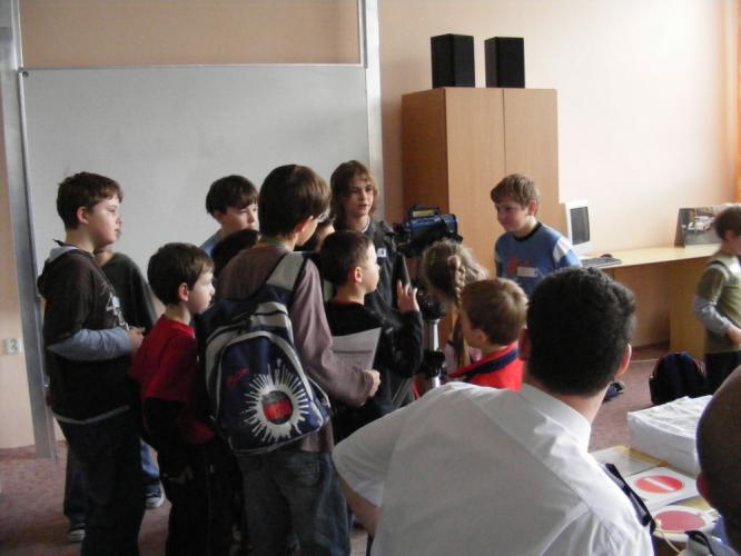 Den zdraví ZŠ Plešivec 19.3.2009.jpg