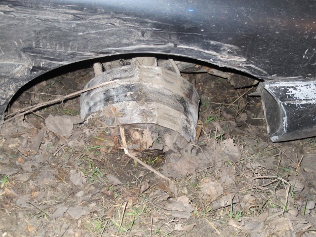 Disk po prostřelené pneumatice