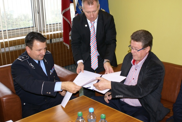 Dohoda o spolupráci PČR s veterány PČR
