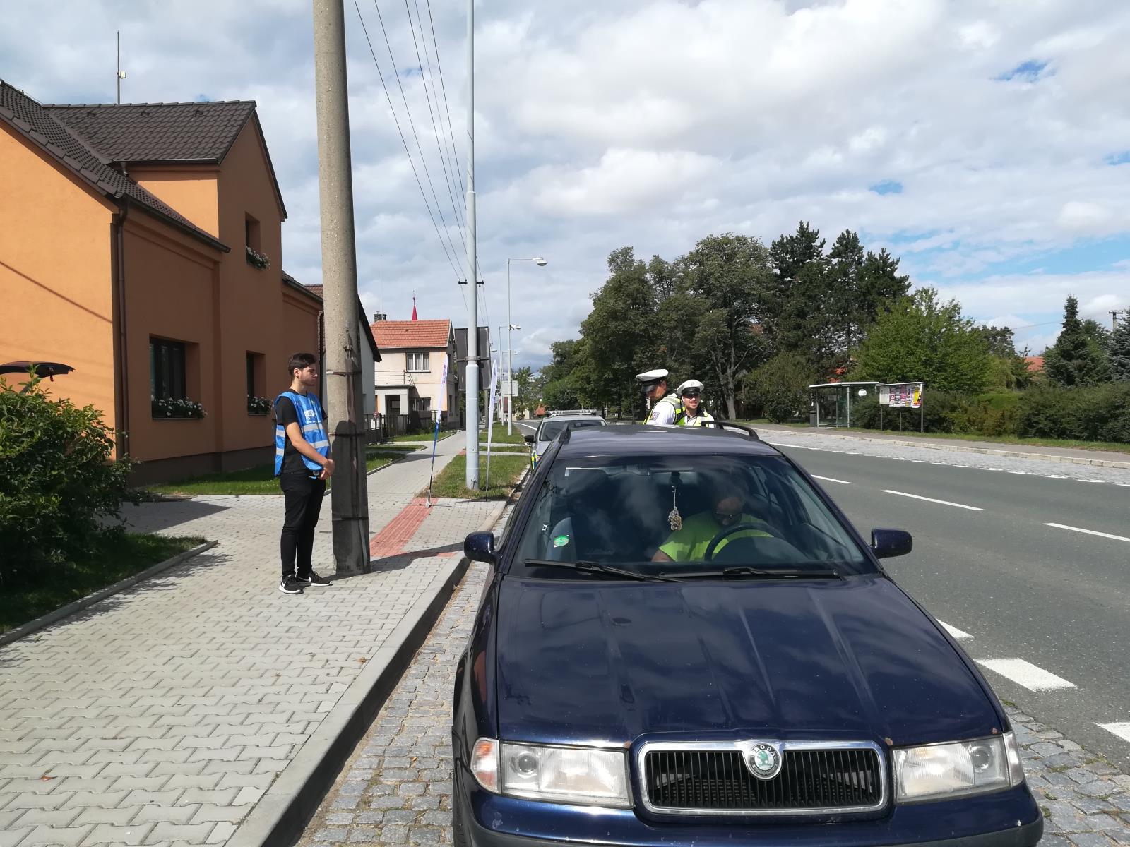 Dopravní akce v obci Bukovka.