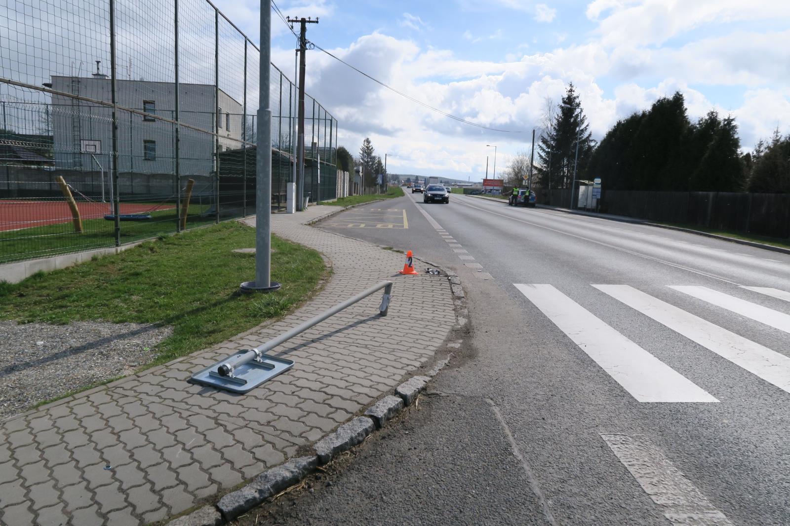 Dopravní nehoda - Ohučov - 06.04.2021