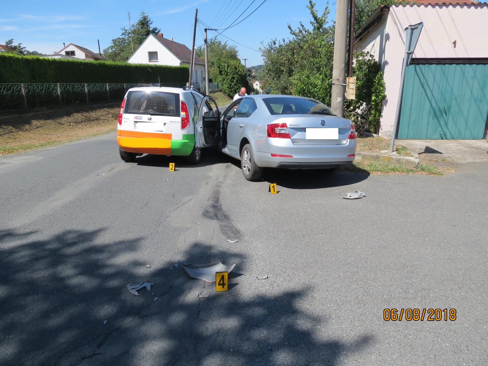 Dopravní nehoda - Přívozec - 06.08.2018