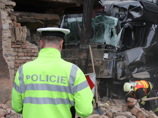 Dopravní nehoda na silnici I/13