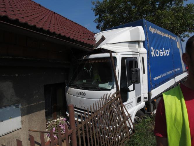 Dopravní nehoda v obci Ješín