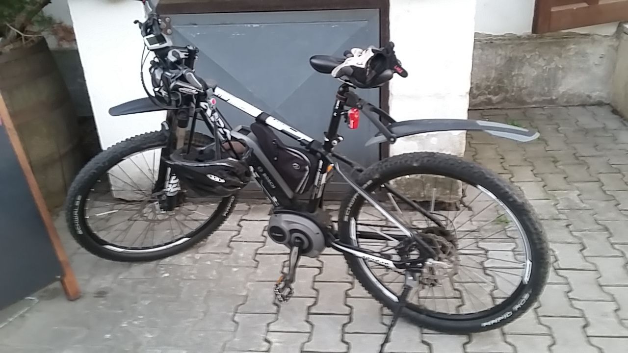 Elektrokolo Apache.jpg