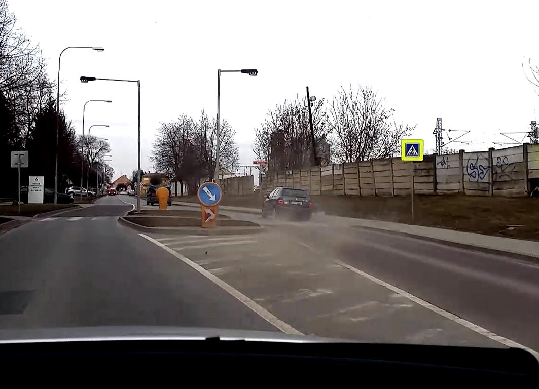 Fabia_chodník_1.jpg