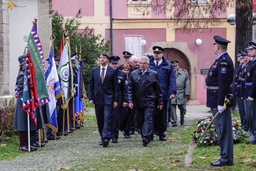 Foto Nadace policistů a hasičů - pietní akt