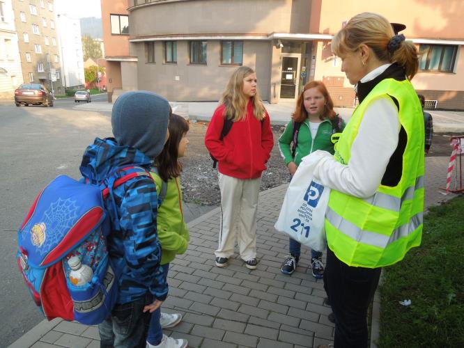 Foto PČR z akce "Zebra se za tebe nerozhlédne"