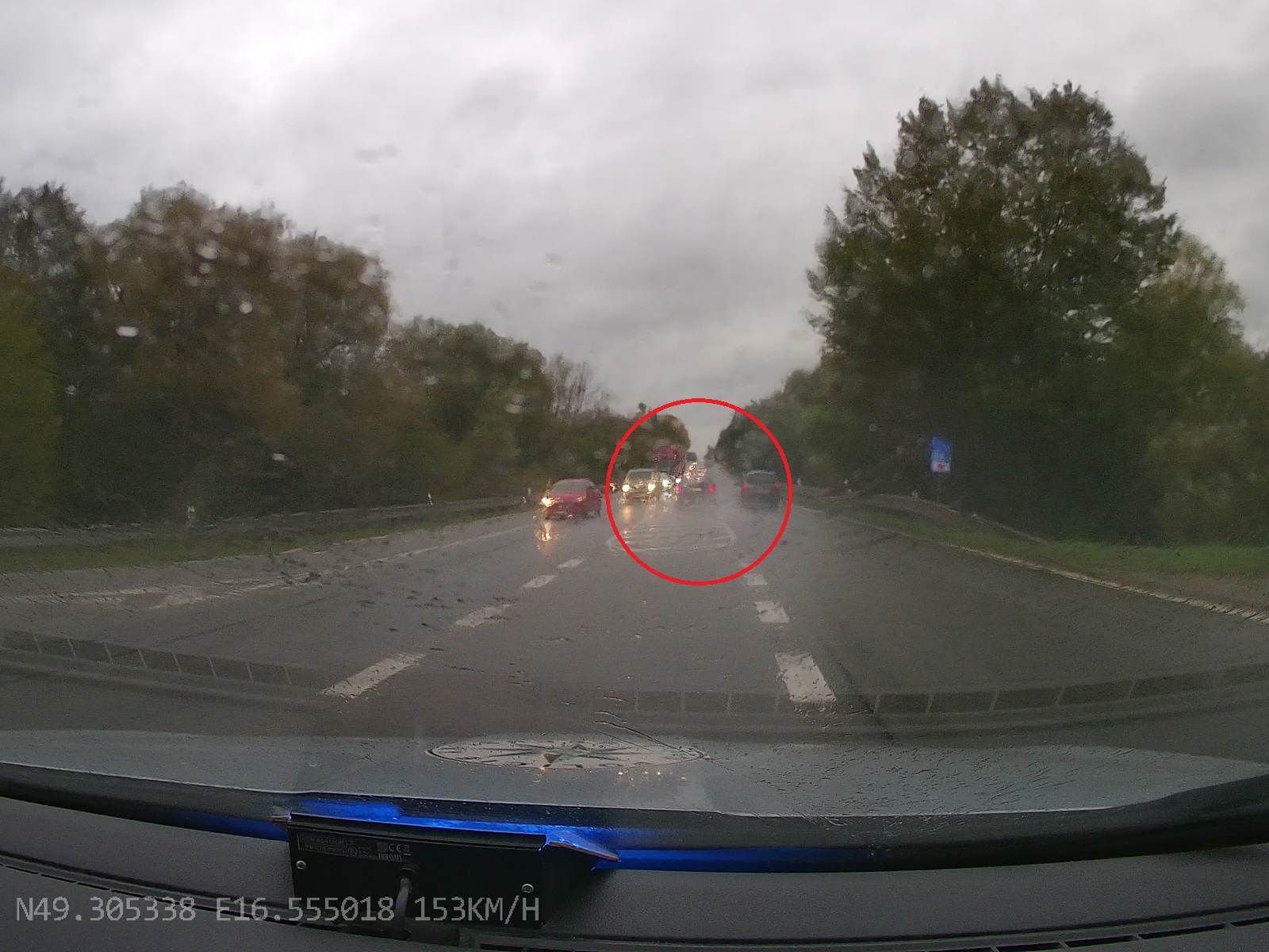 Foto č. 1 - Svědci.jpg