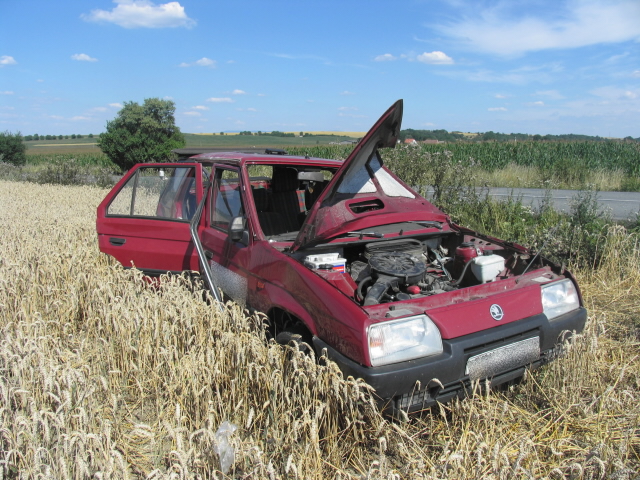 Havárie auta Škoda Forman ve Výravě