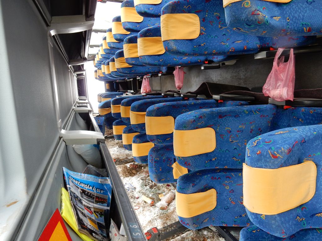 Havarovaný autobus Hořičky